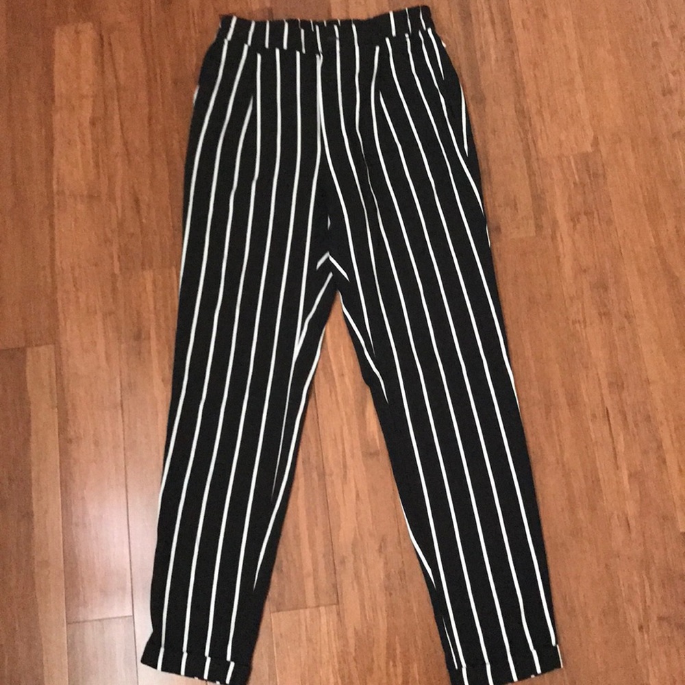 forever 21 back and white striped pants